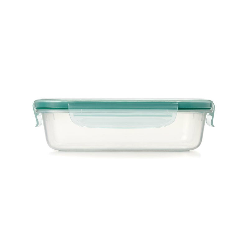 oxo-good-grips-5-1-cup-smart-seal-plastic-container-e3 11175100snap5point1cup.jpg