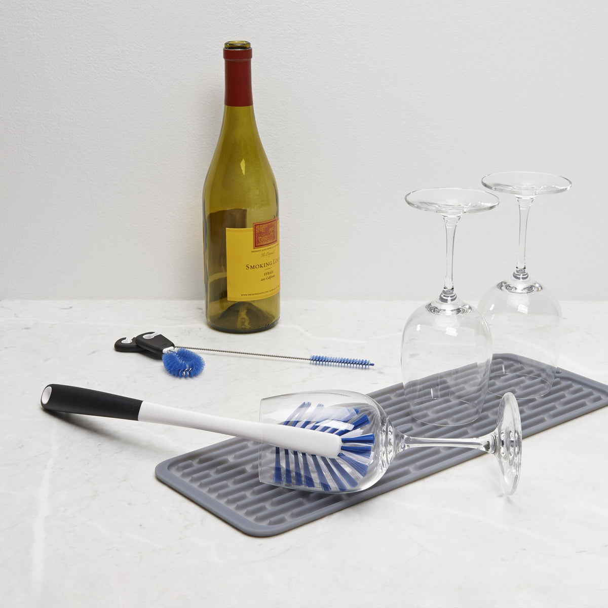 water-bottle-cleaning-set-h4 1329080_7_water_bottle_cleaning_set.jpg