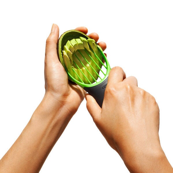 3-in-1-avocado-slicer-r4 lc8pphrtnha4jjr3mo69.jpg