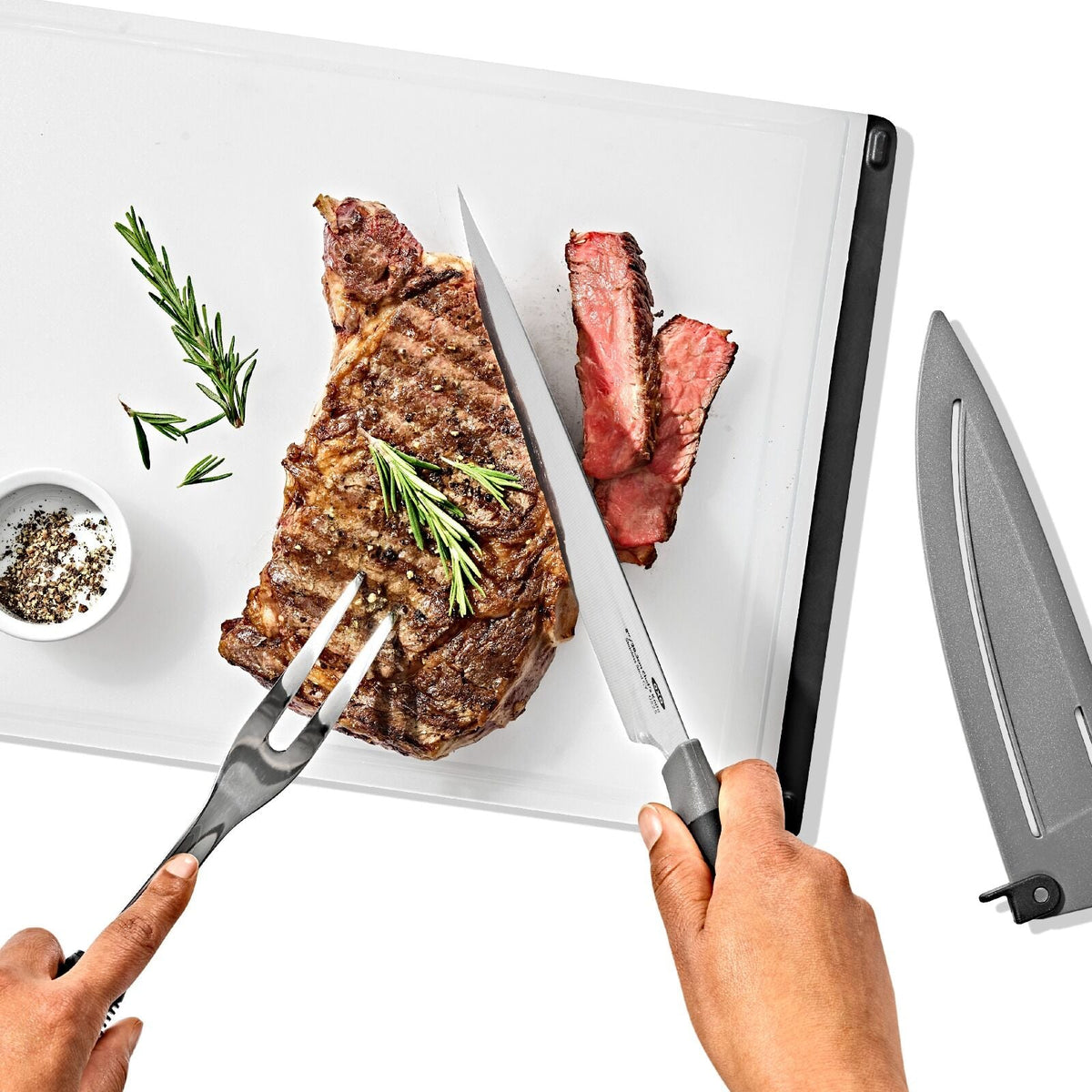 8-in-chefs-knife-with-locking-sheath-r3 oxo_chefs-knife-with-sheath_pdp_05.jpeg