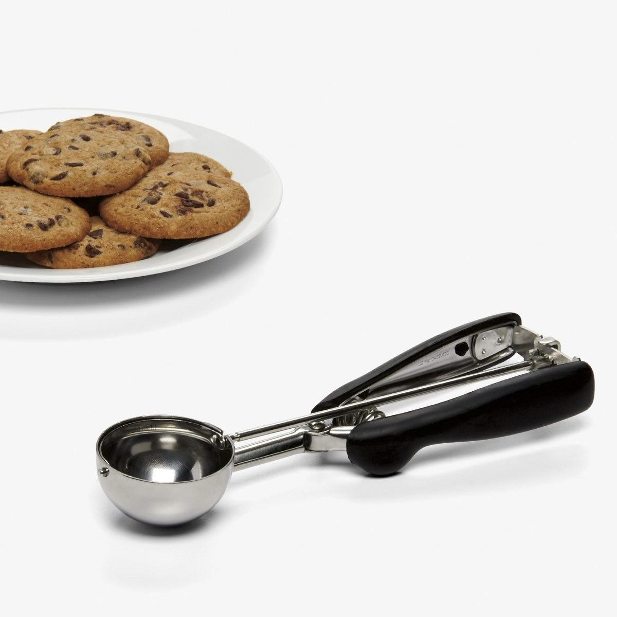 large-cookie-scoop-r8 1044082_5_large_cookie_scoop.jpg