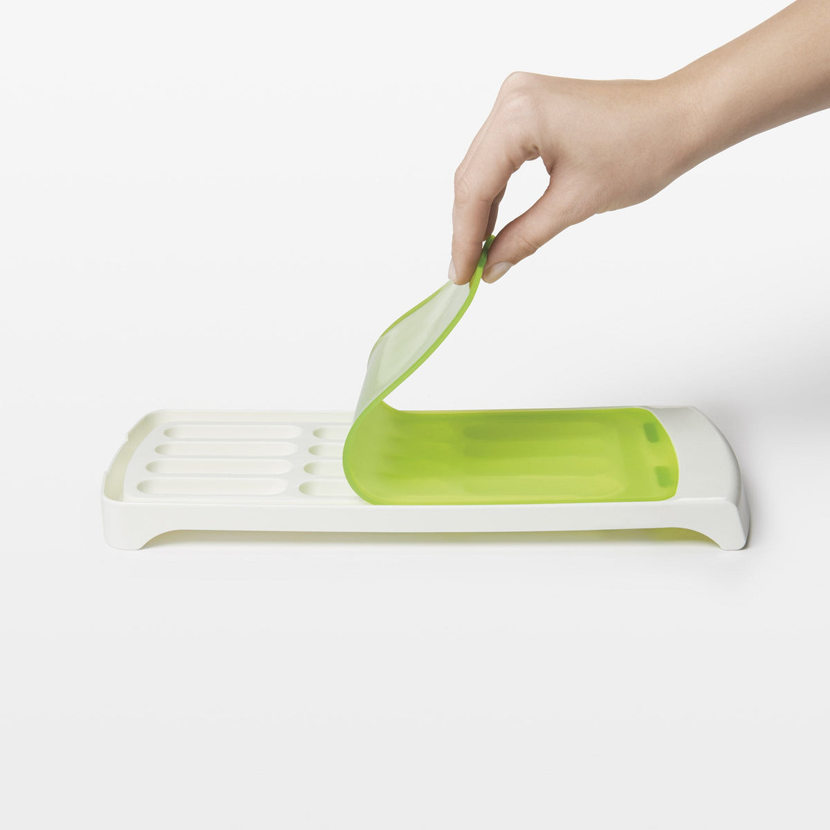 no-spill-ice-stick-tray-e1 11147700_8_no-spill_ice_stick_tray.jpg
