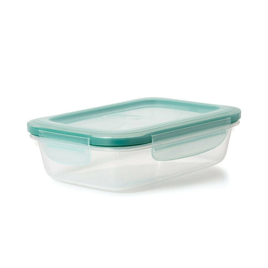 oxo-good-grips-5-1-cup-smart-seal-plastic-container-e3 11175100snap5point1cup2.jpg