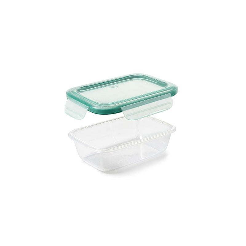 oxo-good-grips-3-cup-smart-seal-plastic-container-h1 11175300snap3cup2.jpg