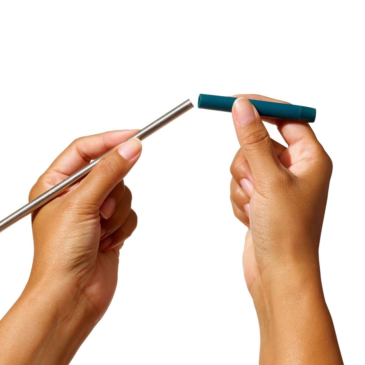 4-piece-reusable-straw-and-brush-set-with-case-s8 11300200_4b_1_.jpg