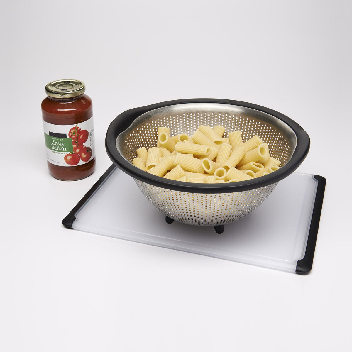5-quart-stainless-steel-colander-f5 1134700_5_oxogoodgrips_5qtstainlesssteelcolander.jpg