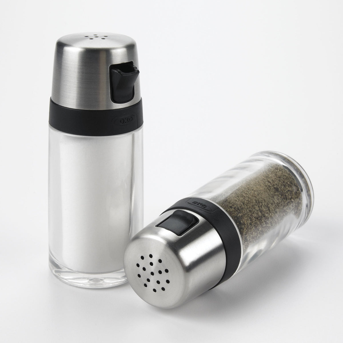 simple-salt-shaker-i5 1241980_salt_shaker_2.jpg