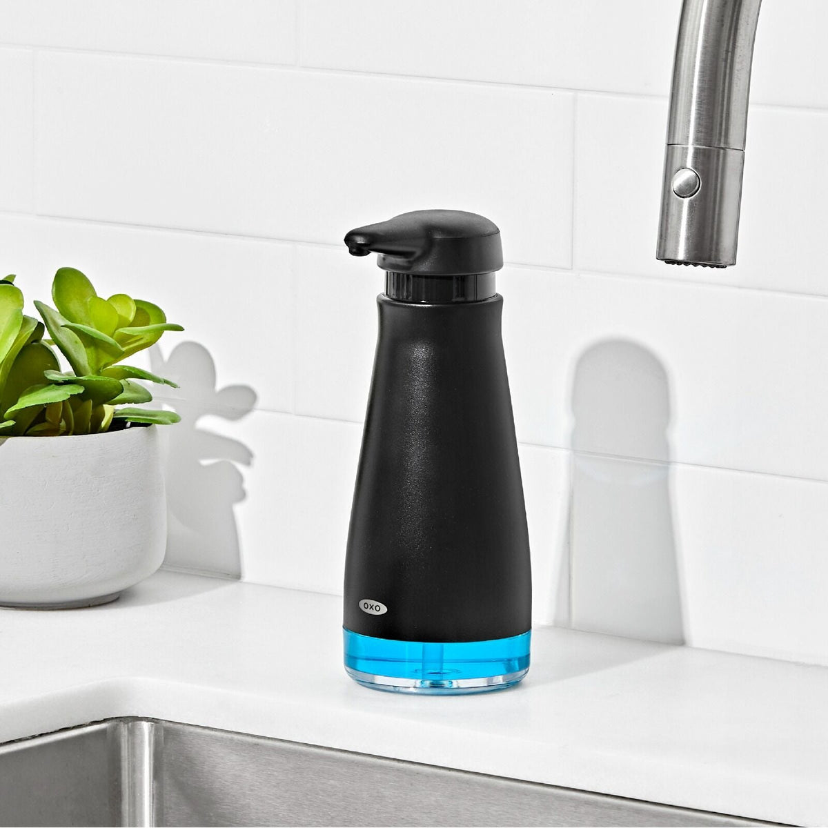 stainless-steel-soap-dispenser-black-l7 12427000_27.jpg