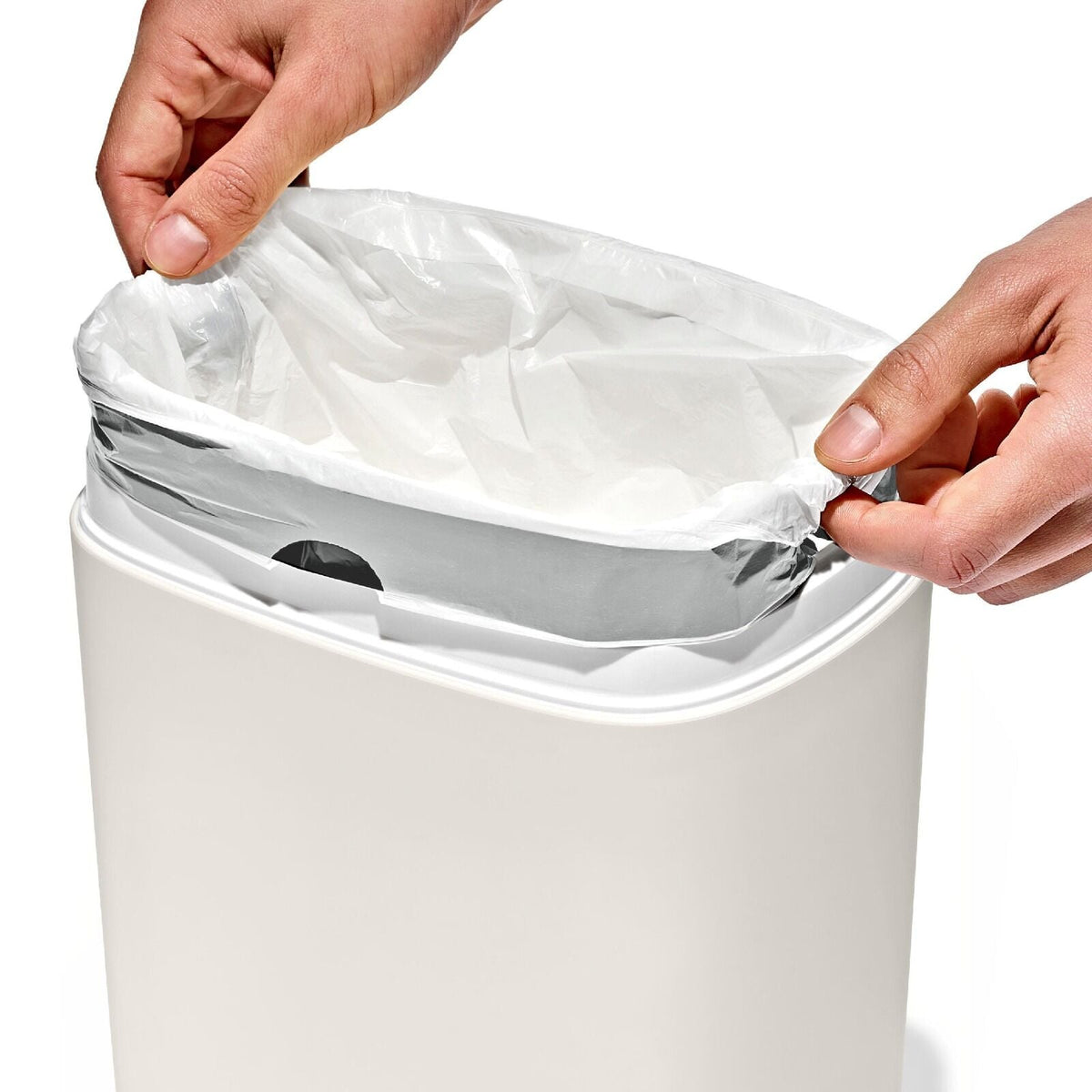 trash-bags-1-6-gallons-6l-90-pack-g4 12440100_26.jpg