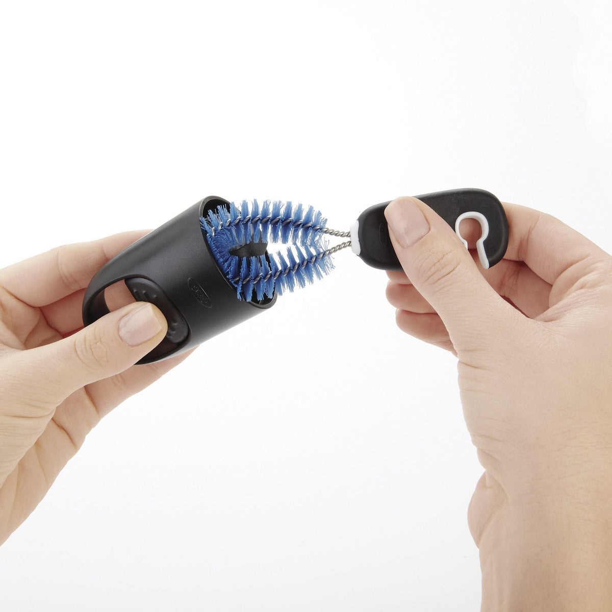 water-bottle-cleaning-set-h4 1329080_3_2_water_bottle_cleaning_set.jpg