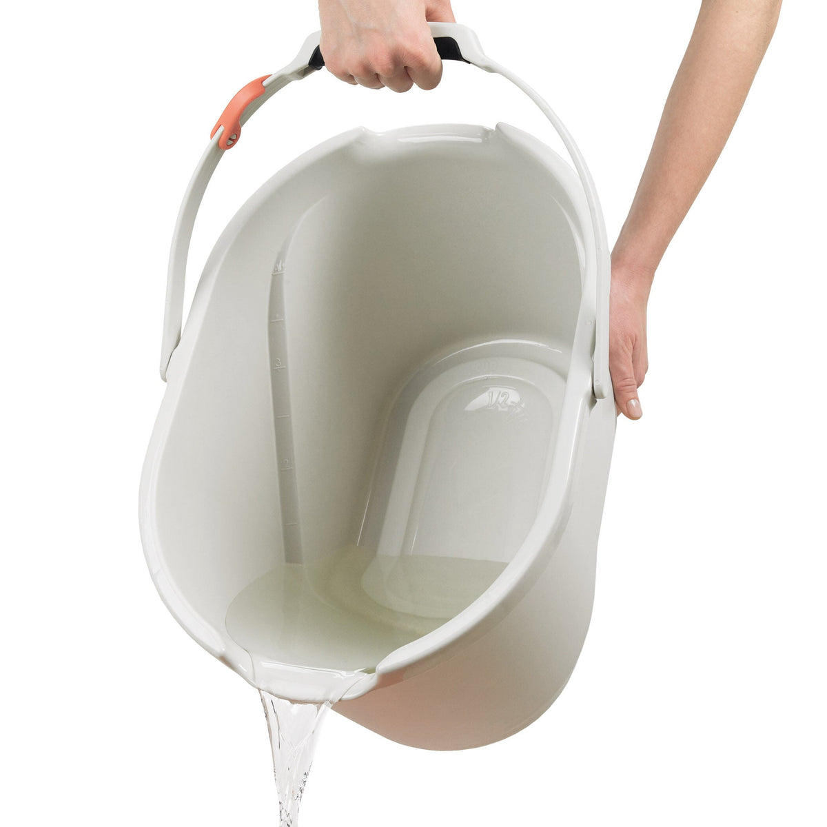 angled-measuring-bucket-g1 1367380_3_angled_measuring_bucket.jpg