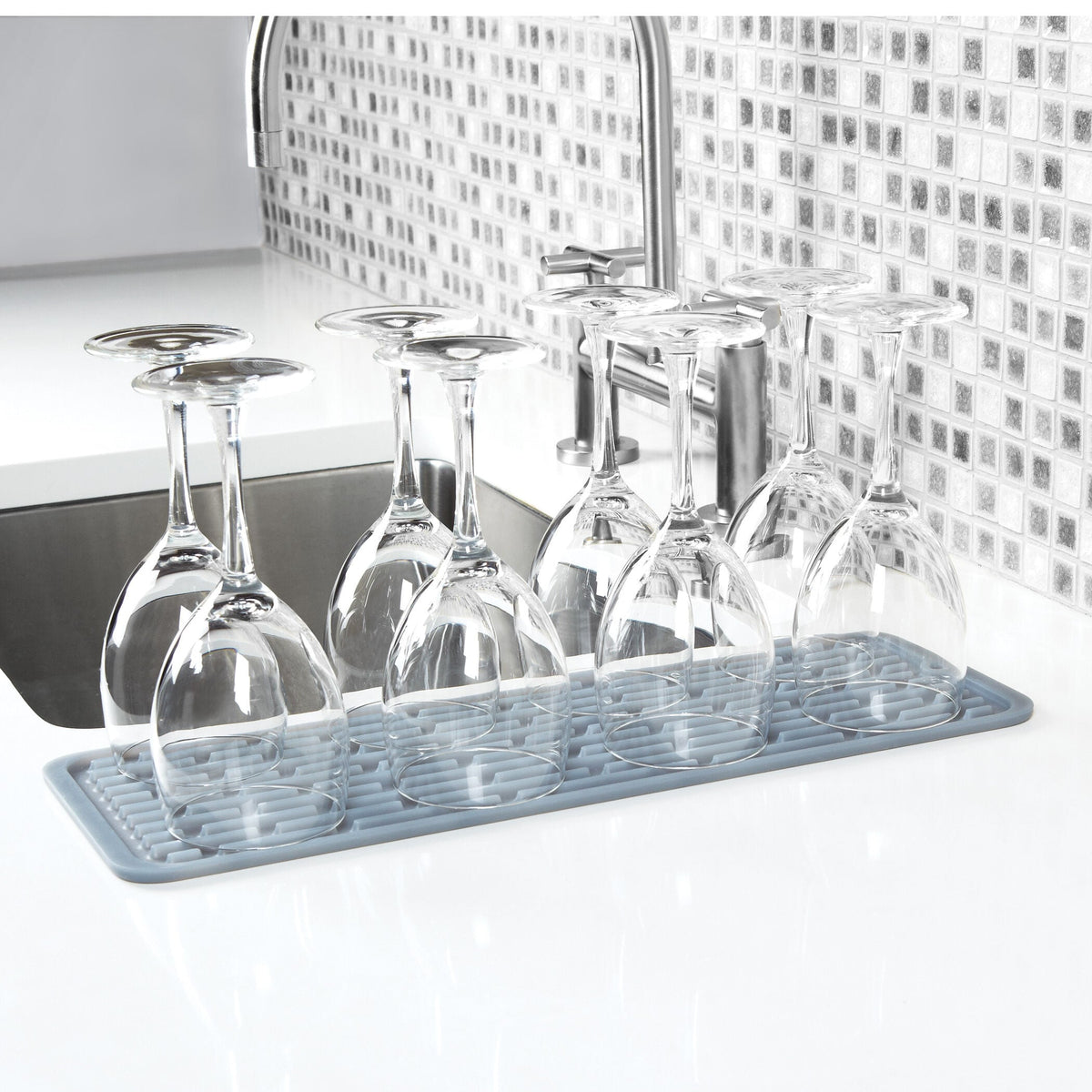 silicone-wine-glass-drying-mat-p3 1372100_3_silicone_wine_glass_drying_mat.jpg