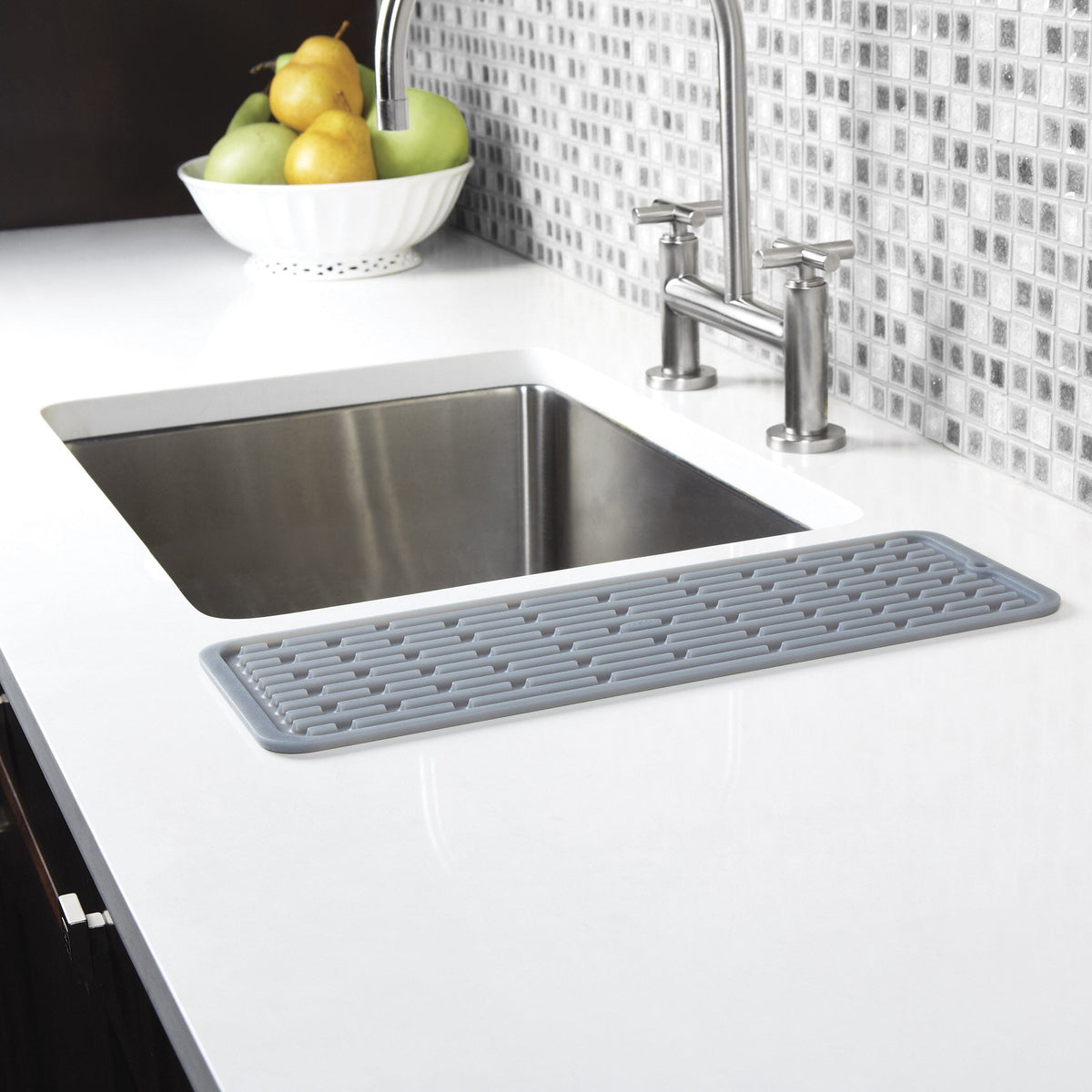 silicone-wine-glass-drying-mat-p3 1372100_4_silicone_wine_glass_drying_mat.jpg