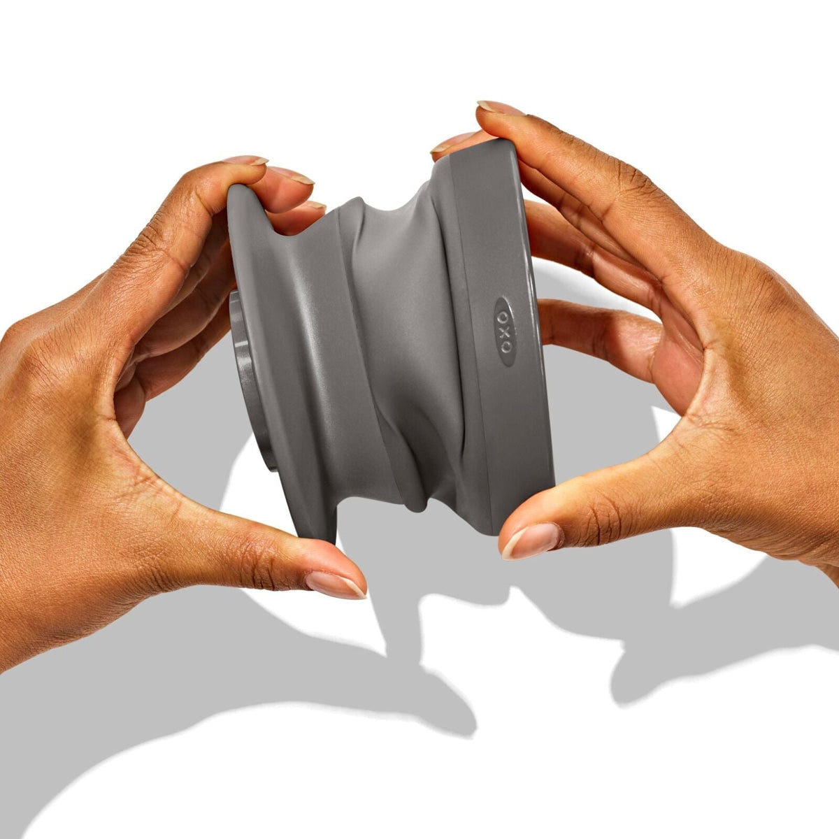 collapsible-pour-over-with-storage-case-p3 brew_11362400_collapsiblepourover_09_p.jpg