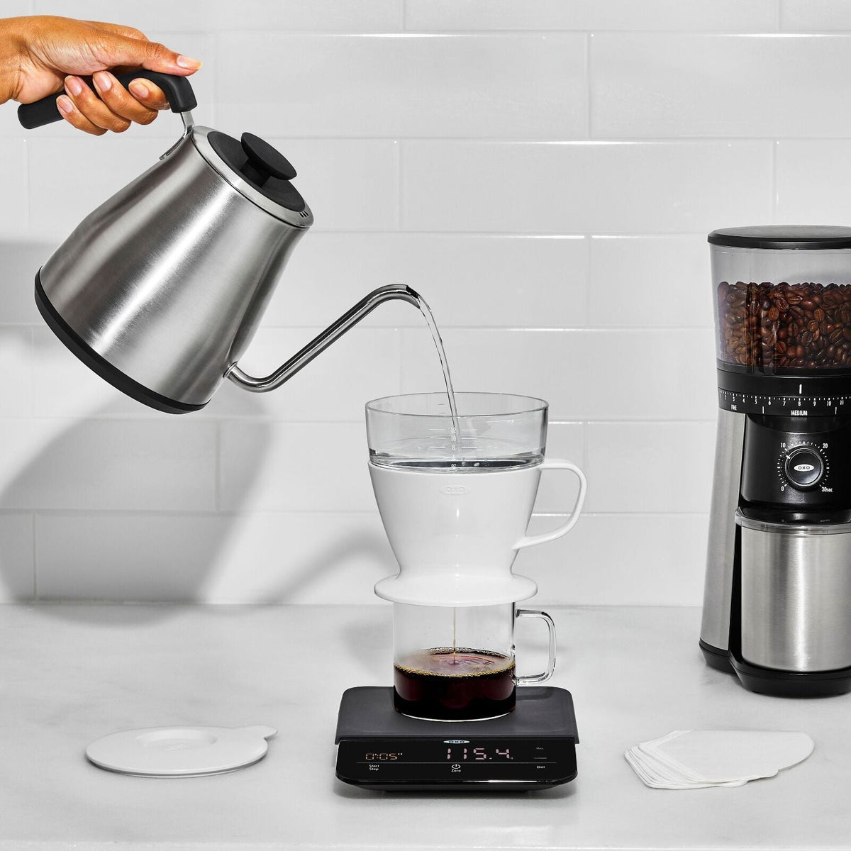 adjustable-temperature-pour-over-kettle-t3 brew_adjustabletemperaturekettle_8717100v2_07_1_.jpg