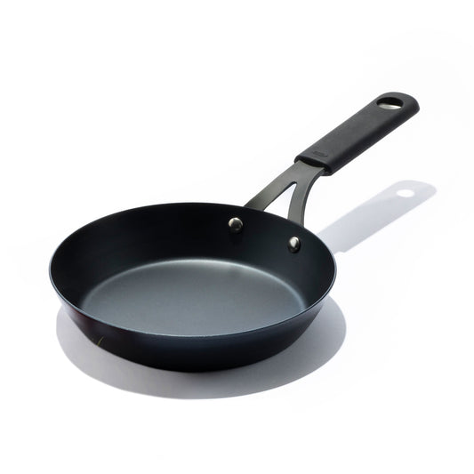 carbon-steel-obsidian-series-8-inch-frypan-with-silicone-sleeve-i2 cc005099-001-1.jpg