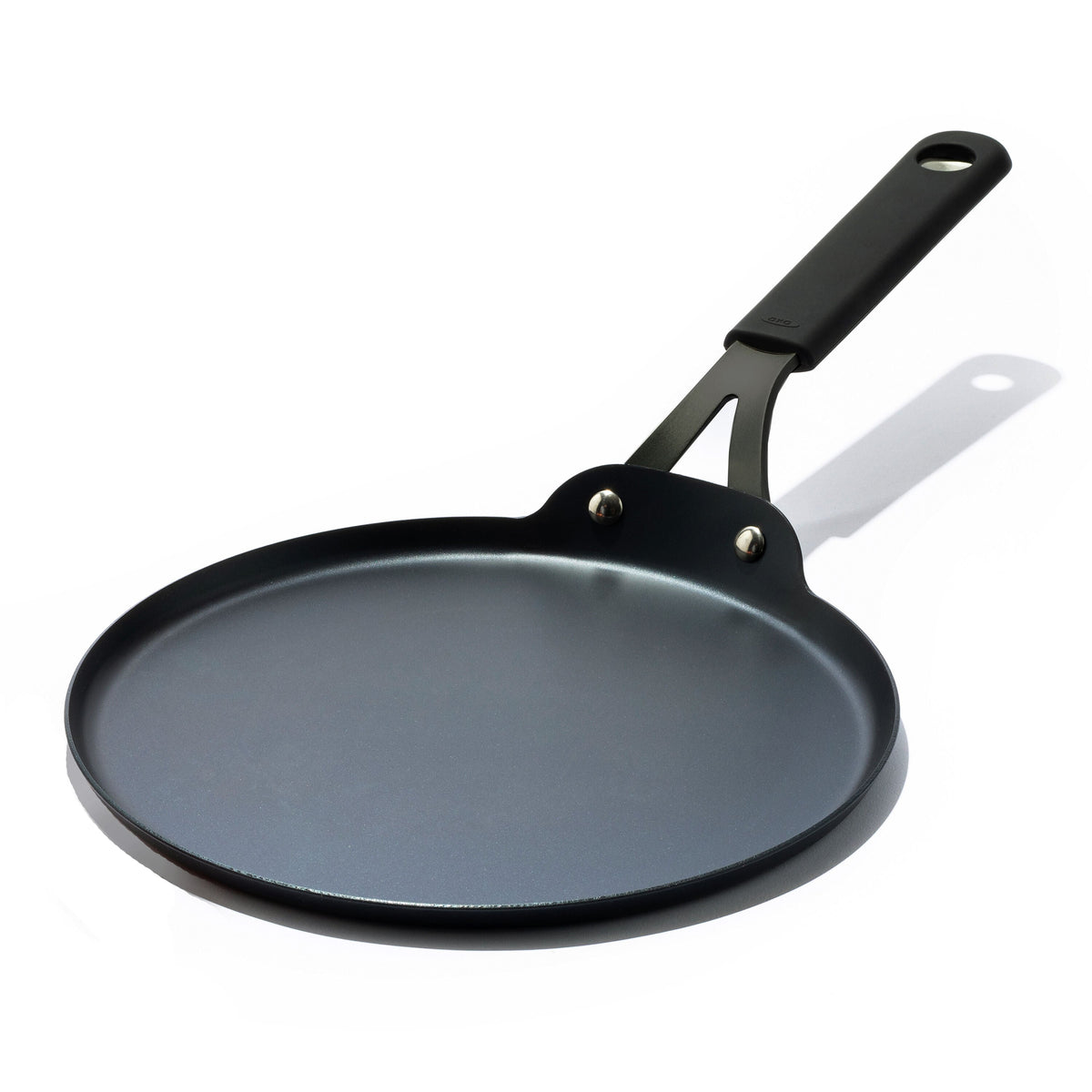 obsidian-carbon-steel-10-inch-crepe-pan-with-silicone-sleeve-s6 cc005102-001-1.jpg