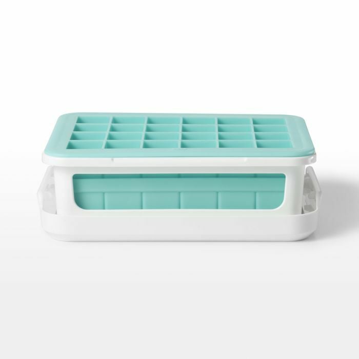 covered-silicone-ice-cube-tray-cocktail-cubes-h9 covered_silicone_ice_cube_tray-cocktail_cubes_11154300_6.jpg