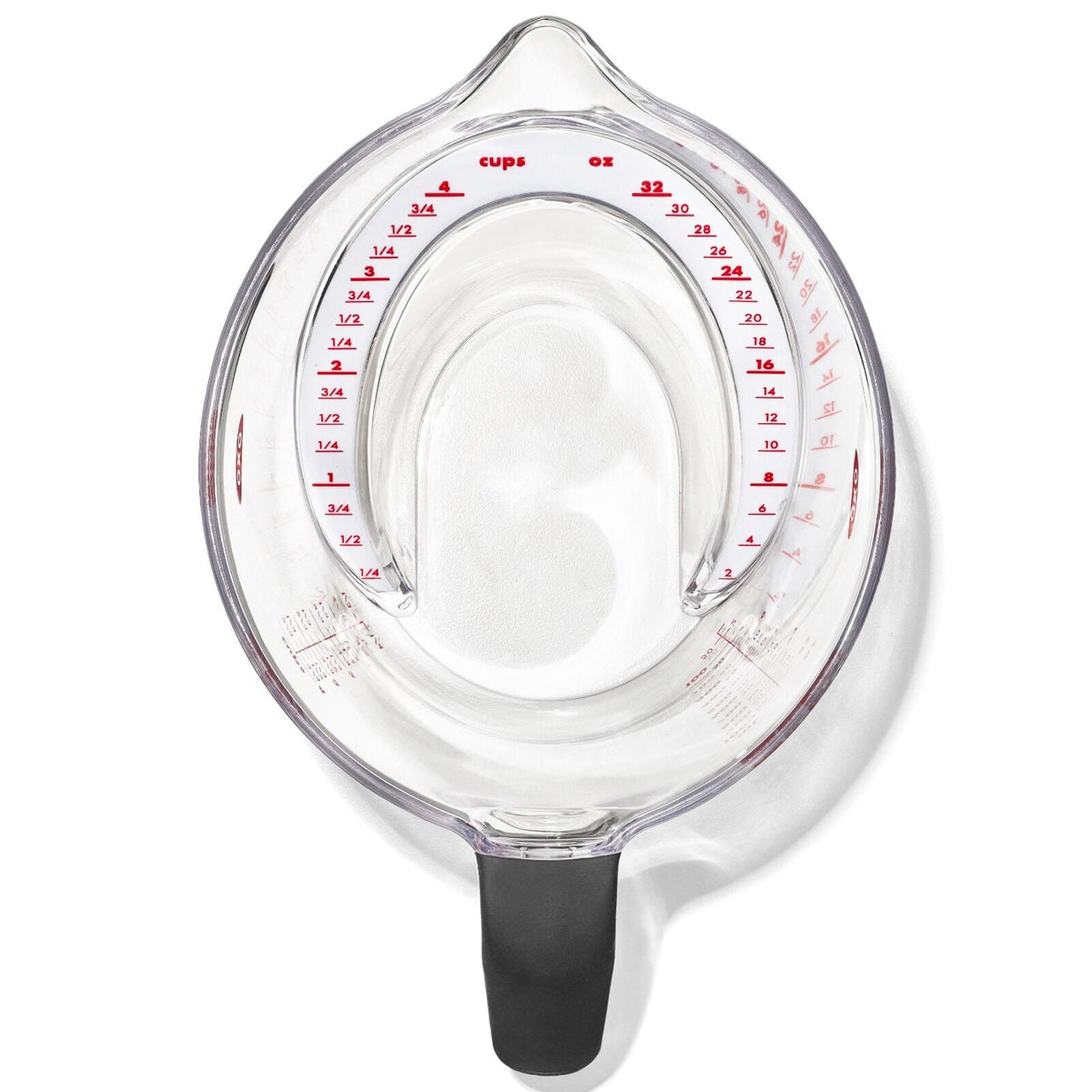4-cup-angled-measuring-cup-d4 gg_1050030v6_4cupangledmeasuringcup_pdp_03.jpg