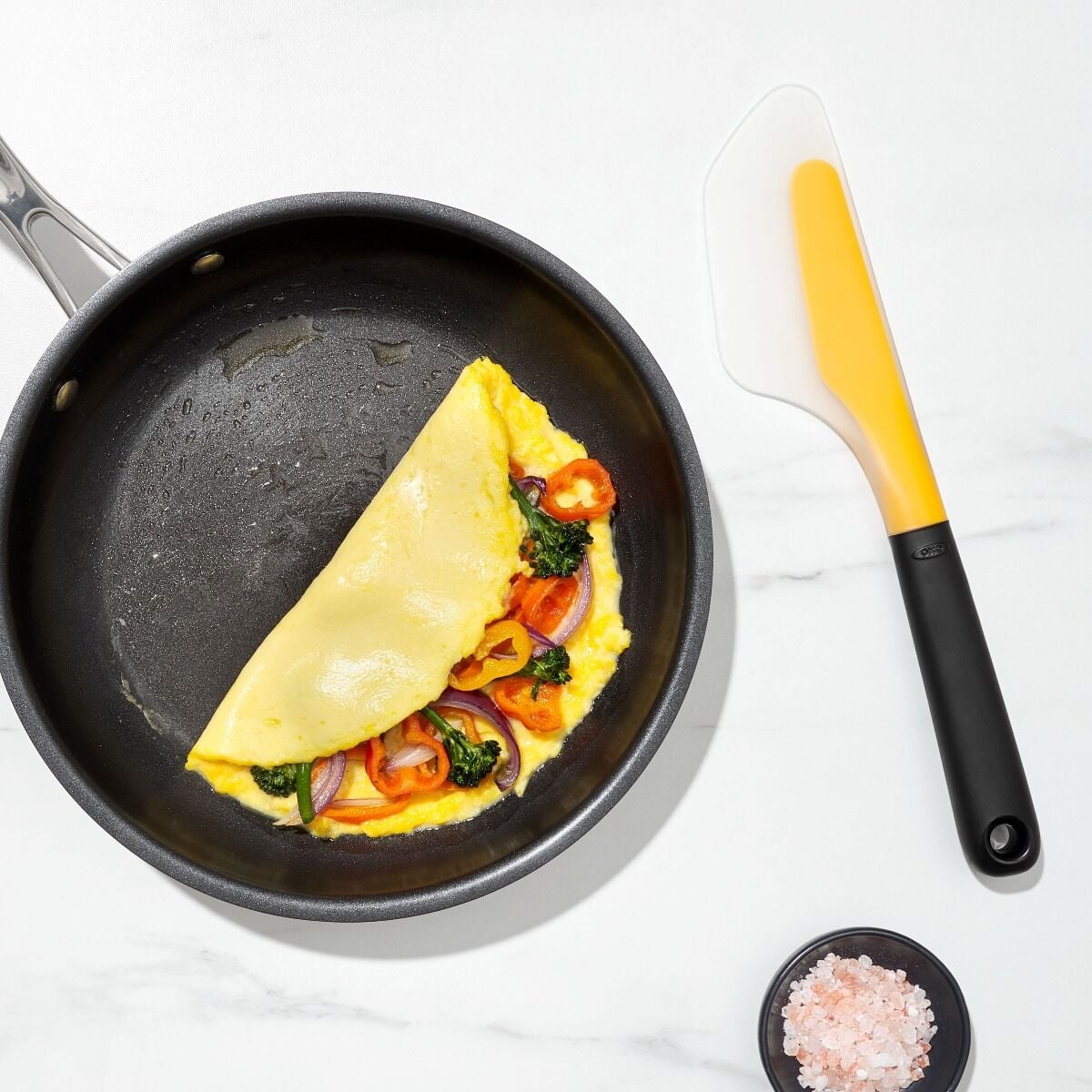 small-flip-and-fold-omelet-turner-o6 gg_11140800_9.jpg