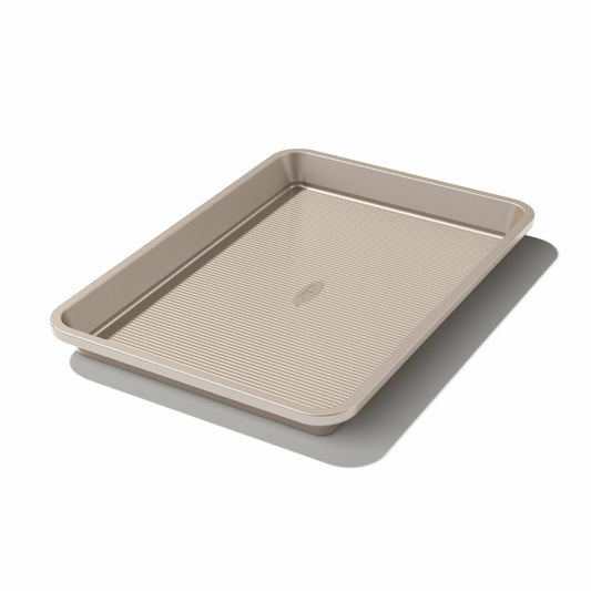 non-stick-pro-quarter-sheet-jelly-roll-pan-9-x-13-i9 gg_11165000v1_201216_01_1_.jpg