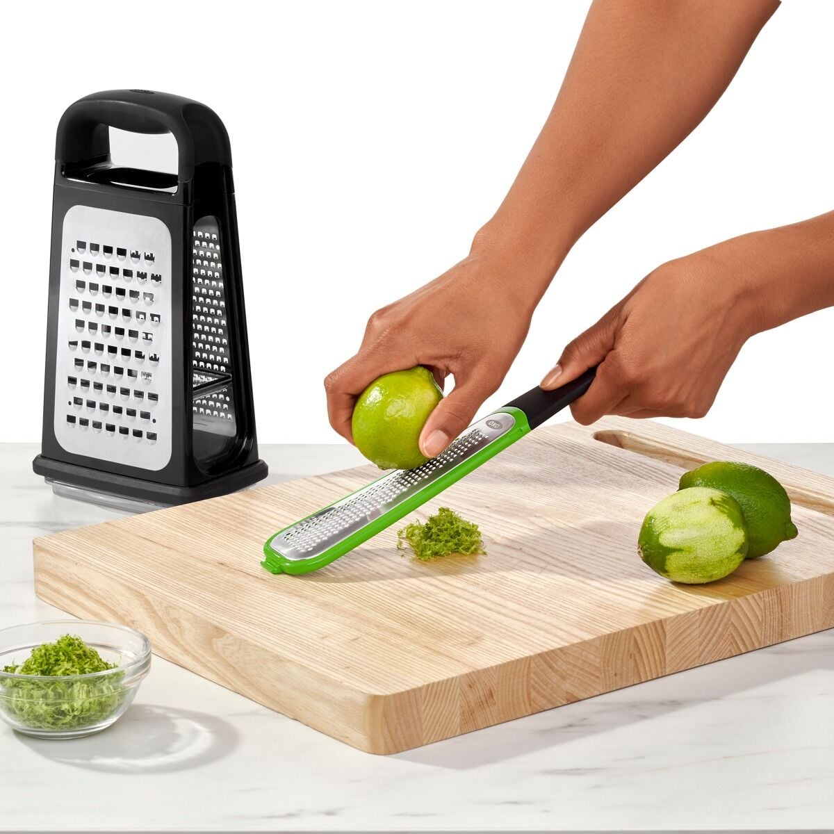 etched-box-grater-with-removable-zester-g9 gg_11231700_4a.jpg