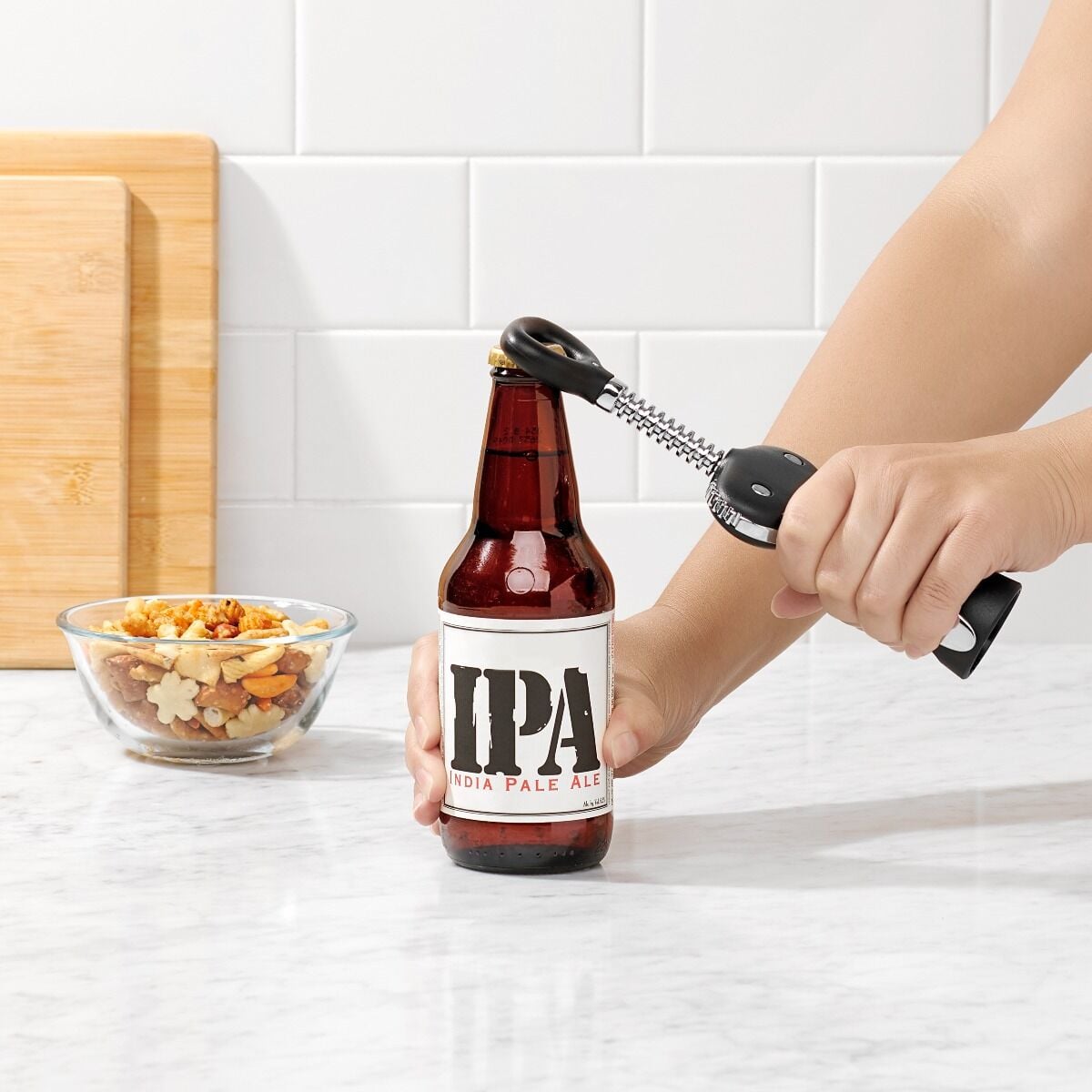 oxo-good-grips-winged-corkscrew-with-bottle-opener-n8 gg_11245400_4.jpg