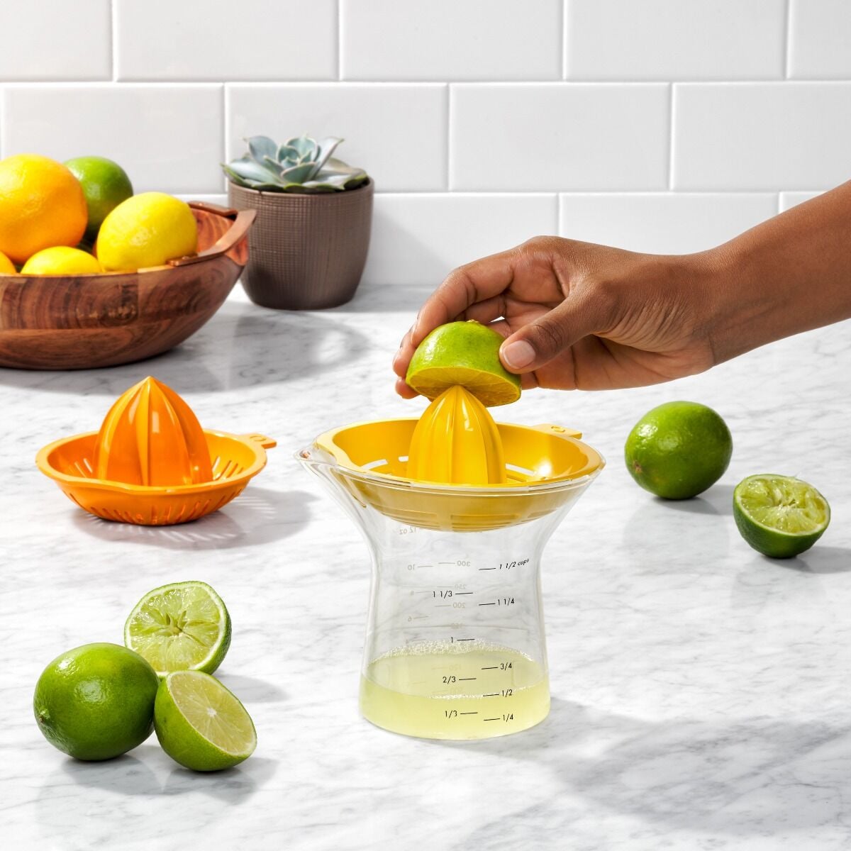 2-in-1-citrus-juicer-f7 gg_11263400_4d_1.jpg