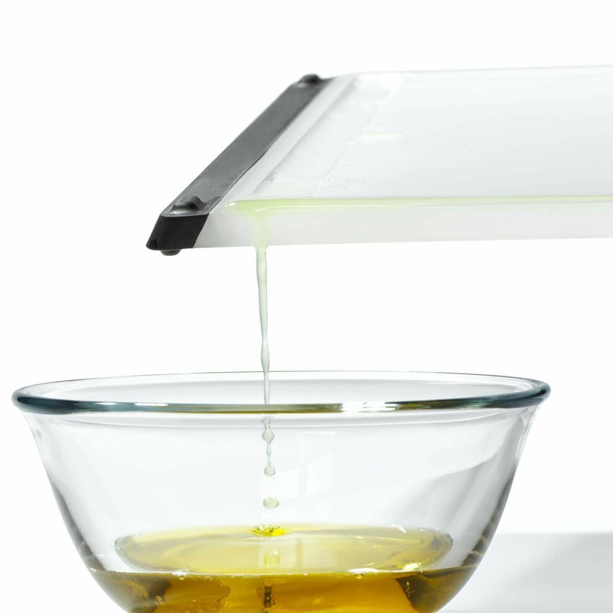 carving-and-cutting-board-k1 gg_11272900_7a_1.jpg