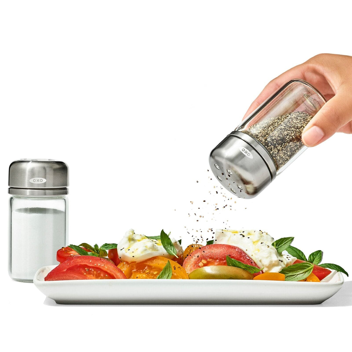 glass-adjustable-shaker-set-q5 gg_11312600_adjustablesaltandpeppershakers_pdp_02.jpeg