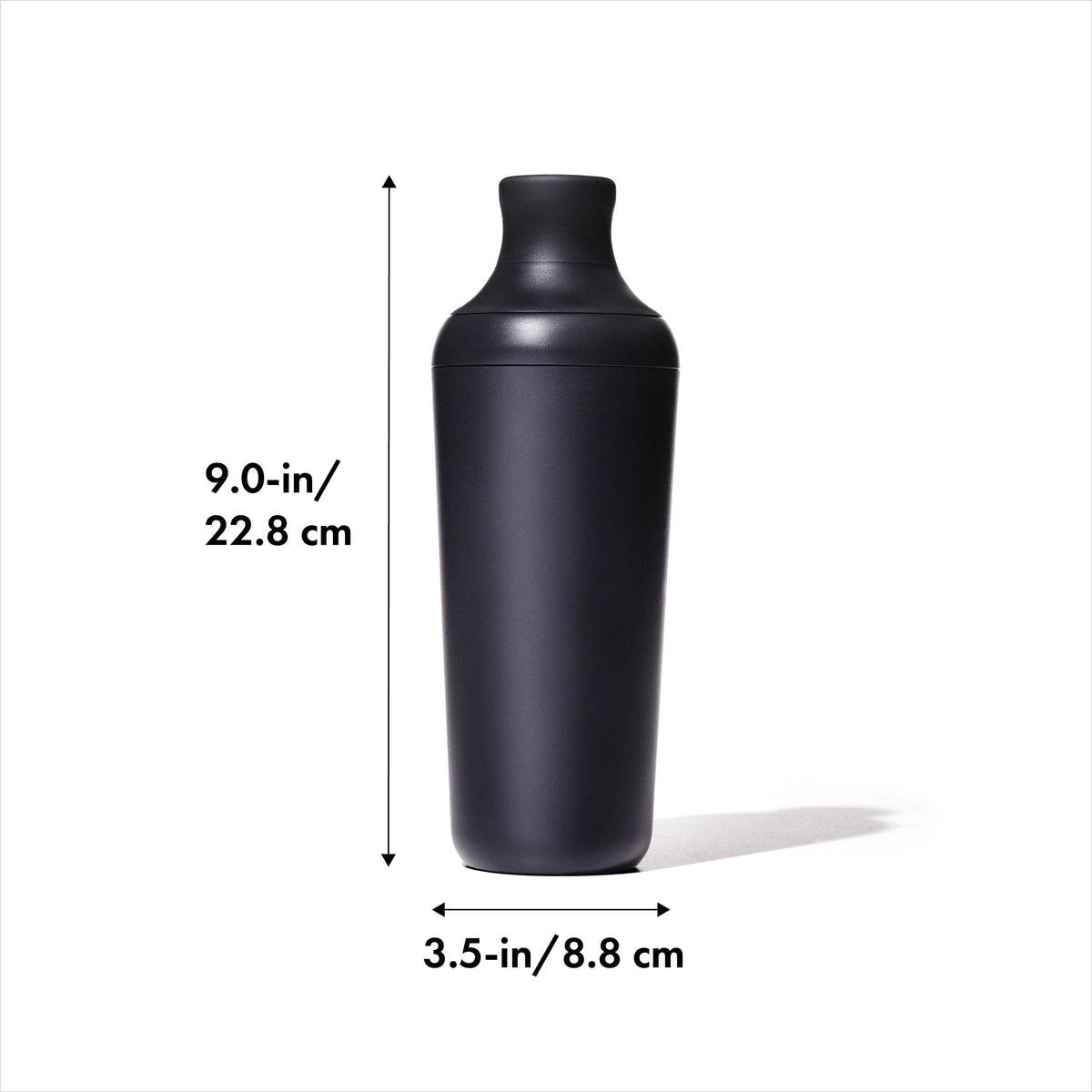 oxo-good-grips-plastic-cocktail-shaker-20-oz-590-ml-capacity-y1 gg_11327200_8dim.jpg