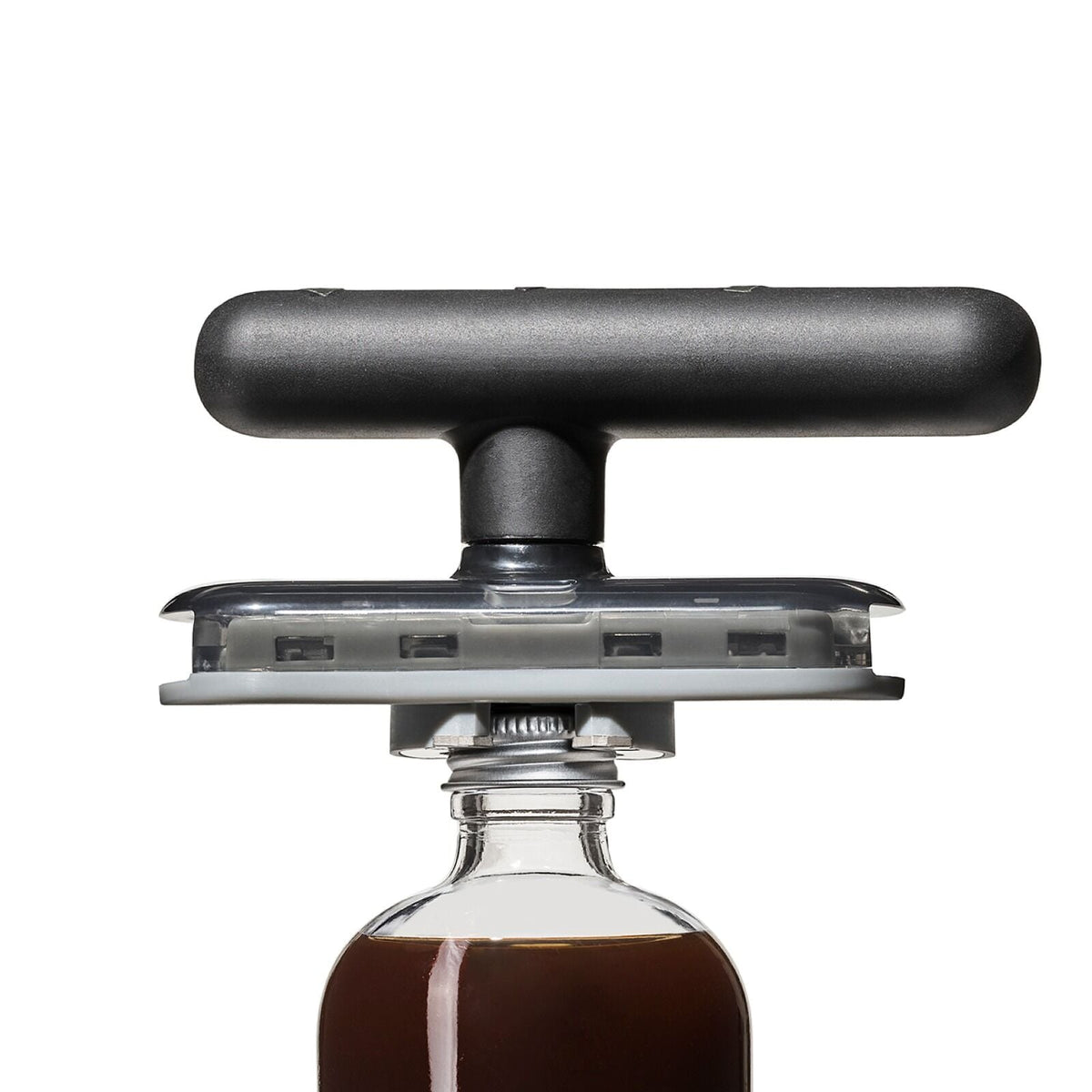 twisting-jar-opener-with-basepad-x0 gg_11332200_jaropenerwithbasepad_pdp_03_1.jpg
