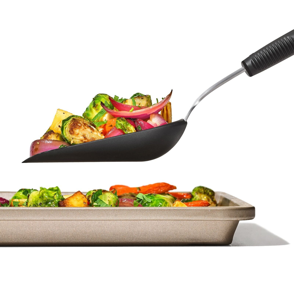 sheet-pan-scoop-o1 gg_11375300_sheetpanscoop_pdp_02.jpg