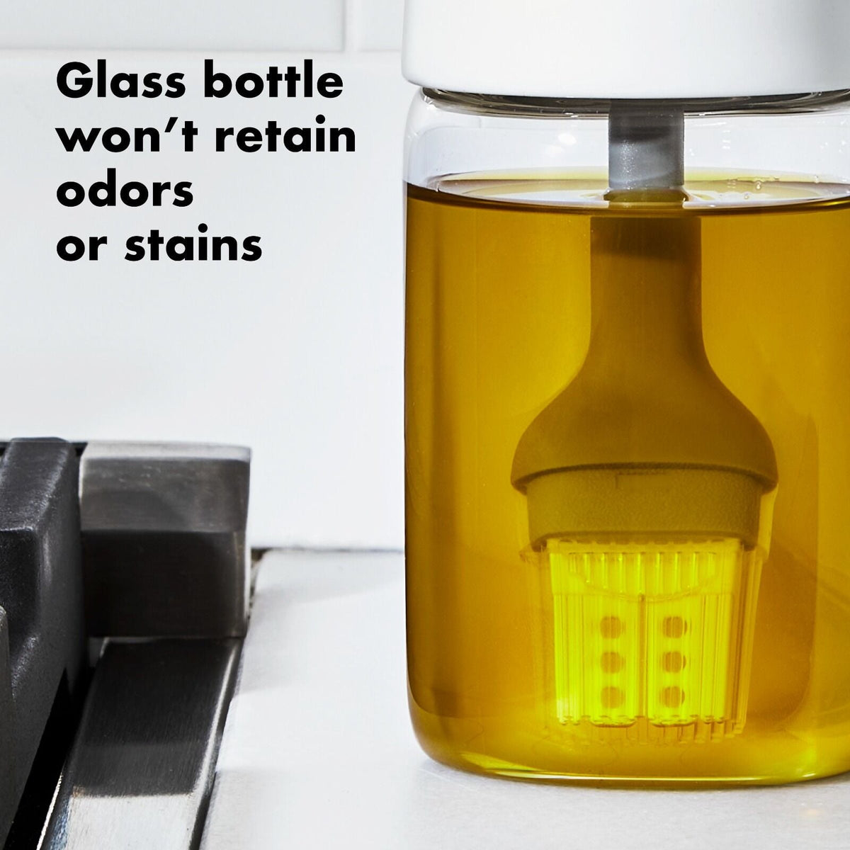 glass-oil-bottle-and-silicone-brush-set-o1 gg_11380400_glassoilbottleandbrush_apdp_03.jpg
