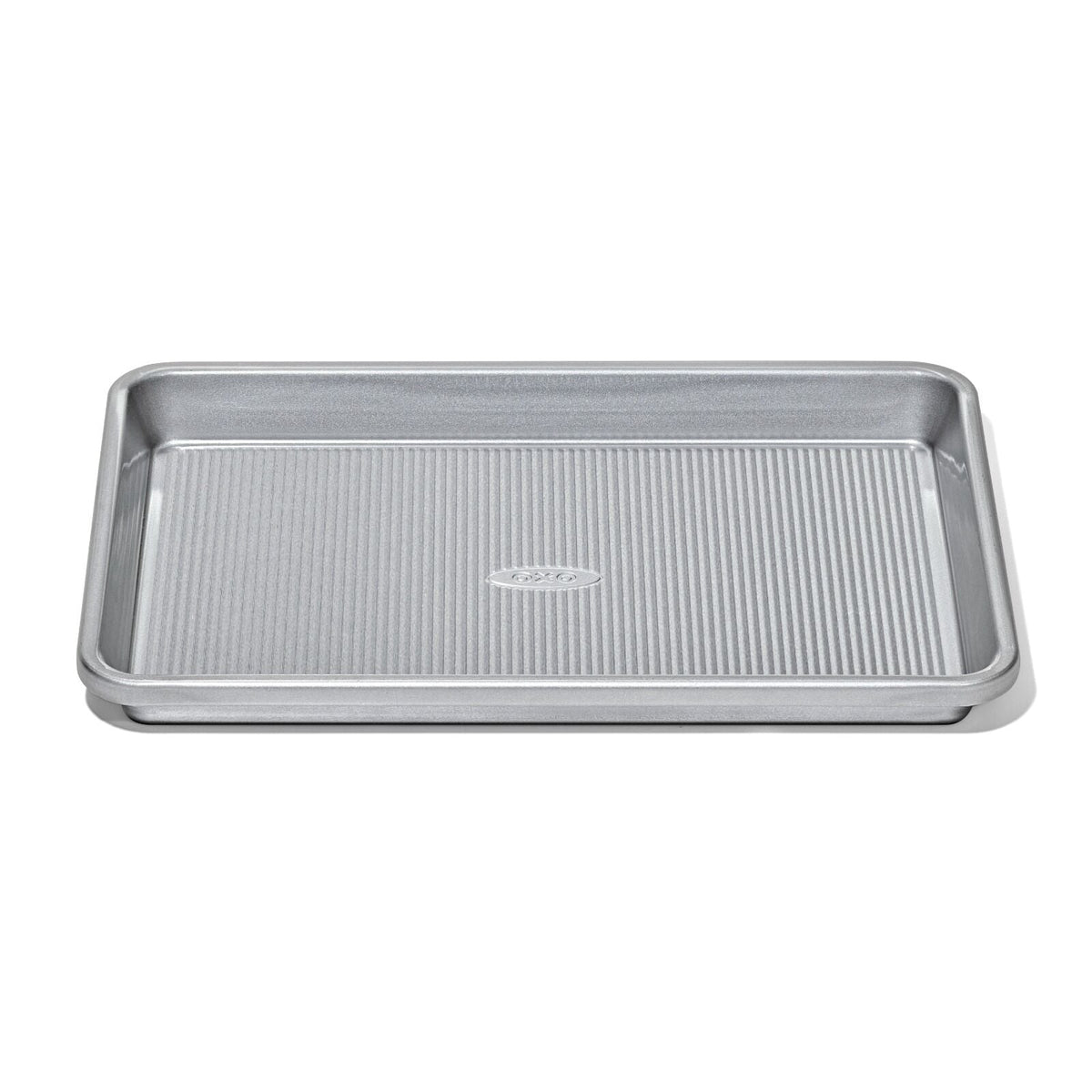 non-stick-pro-clear-coated-quarter-sheet-pan-a2 gg_11434900_quarter-sheet-pan_apdp_00_main.jpeg