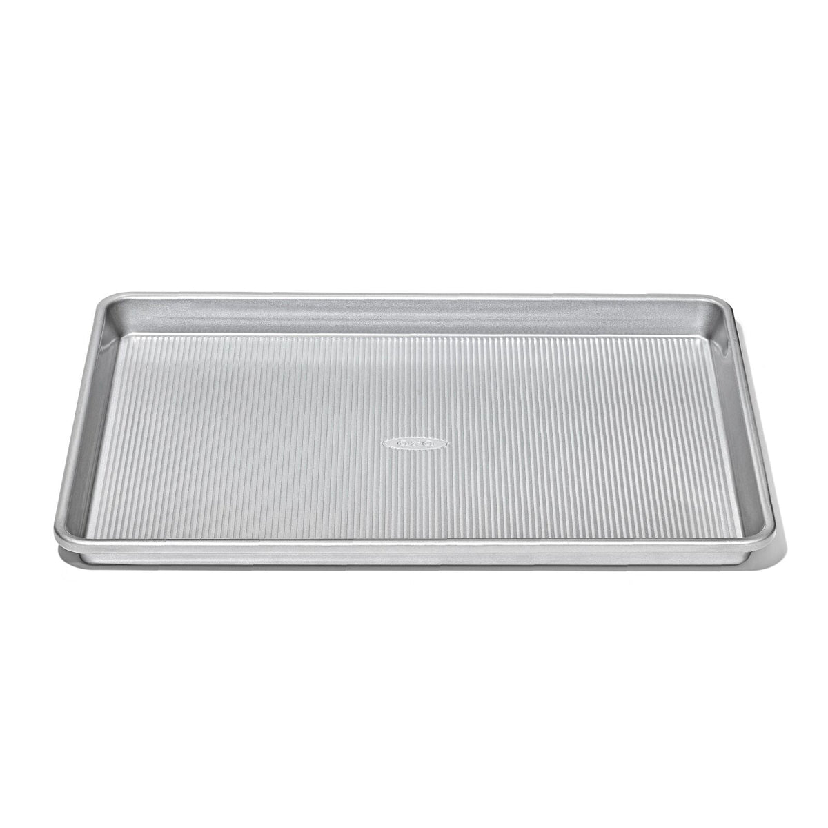 non-stick-pro-clear-coated-half-sheet-pan-t8 gg_11435300_half-sheet-pan_apdp_00_main.jpeg