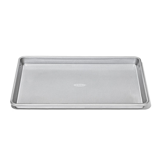 non-stick-pro-clear-coated-half-sheet-pan-t8 gg_11435300_half-sheet-pan_apdp_00_main.jpeg