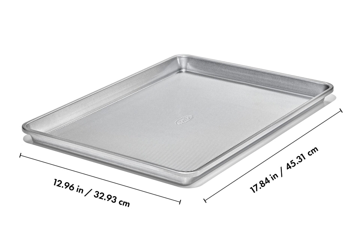 non-stick-pro-clear-coated-half-sheet-pan-t8 gg_11435300_half-sheet-pan_apdp_01_dim.jpeg