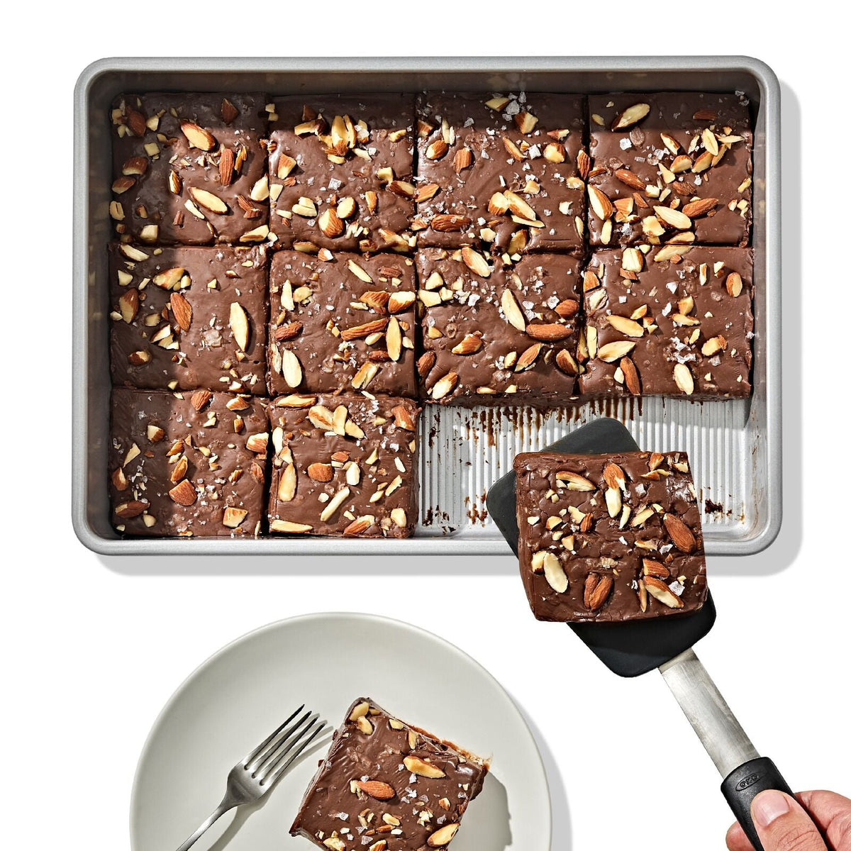 non-stick-pro-clear-coated-9inx13in-cake-pan-h5 gg_11435500_9x13-cake-pan_pdp_03.jpeg