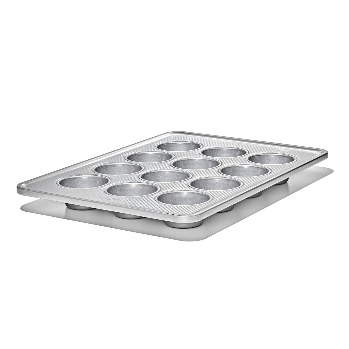non-stick-pro-clear-coated-12-cup-muffin-pan-q0 gg_11435600_12-cup-muffin-pan_pdp_03.jpeg