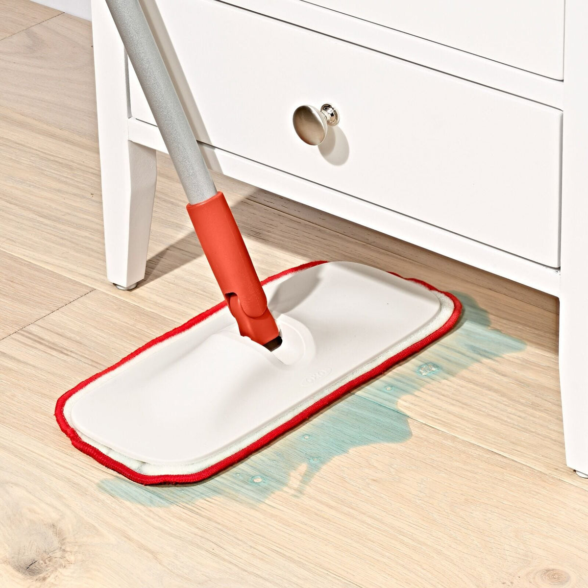 wet-and-dry-microfiber-mop-k4 gg_12423100_wet-dry-floor-mop_pdp_03.jpeg