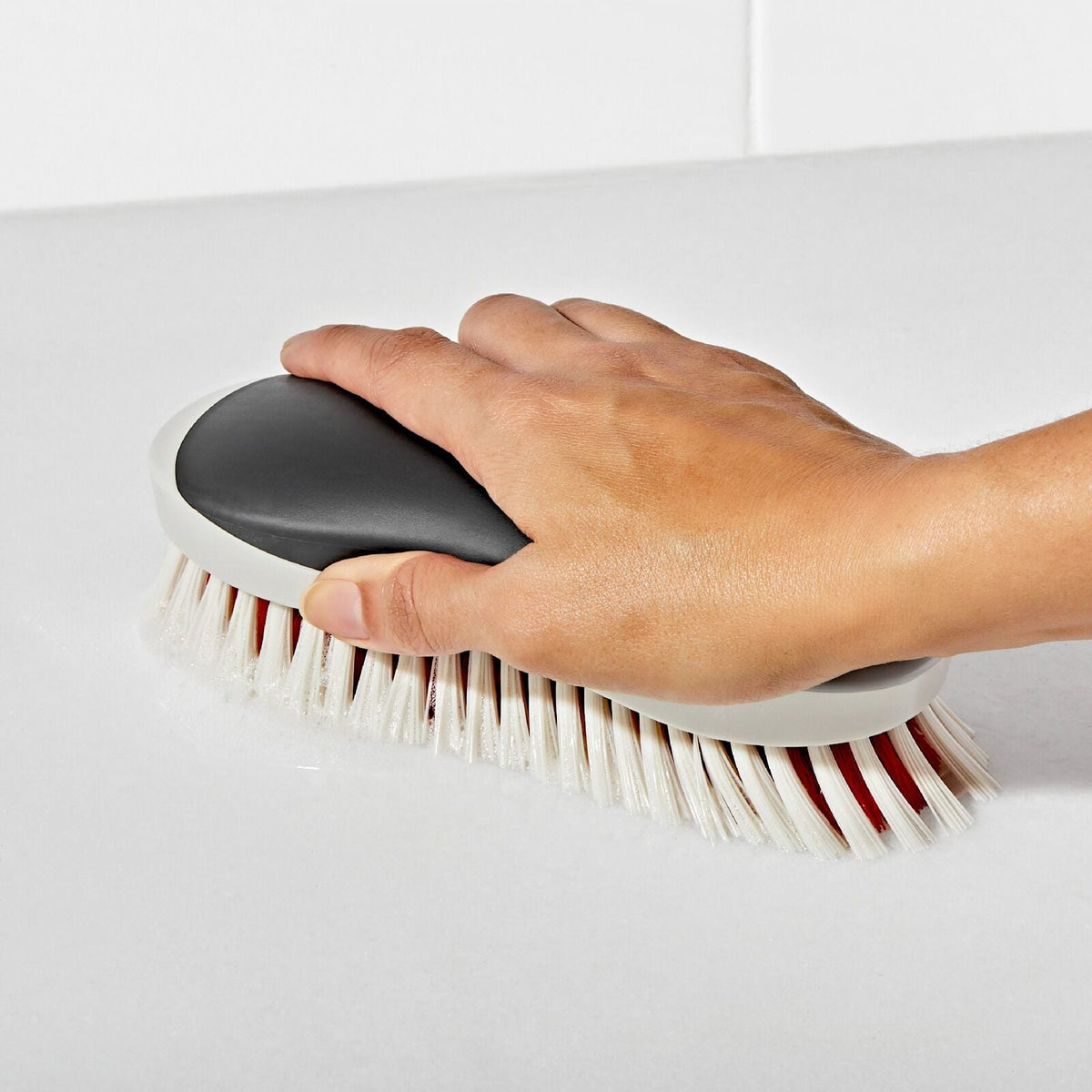 grout-brush-and-heavy-duty-scrub-brush-combo-set-t1 gg_12426100_grout-and-heavy-duty-brush-2-pack_pdp_02.jpeg