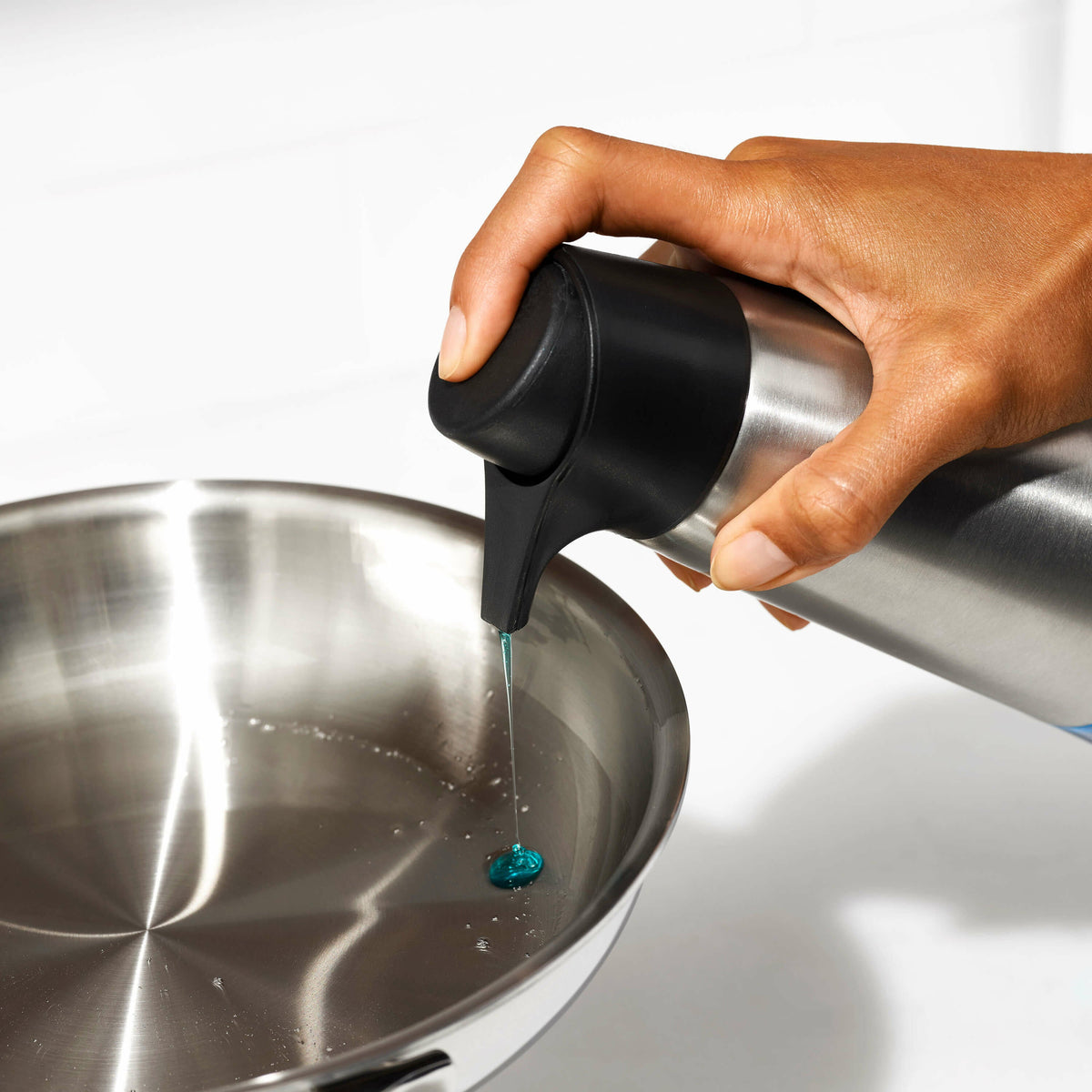 easy-press-soap-dispenser-z1 gg_13144000_4_rgb_1_.jpg