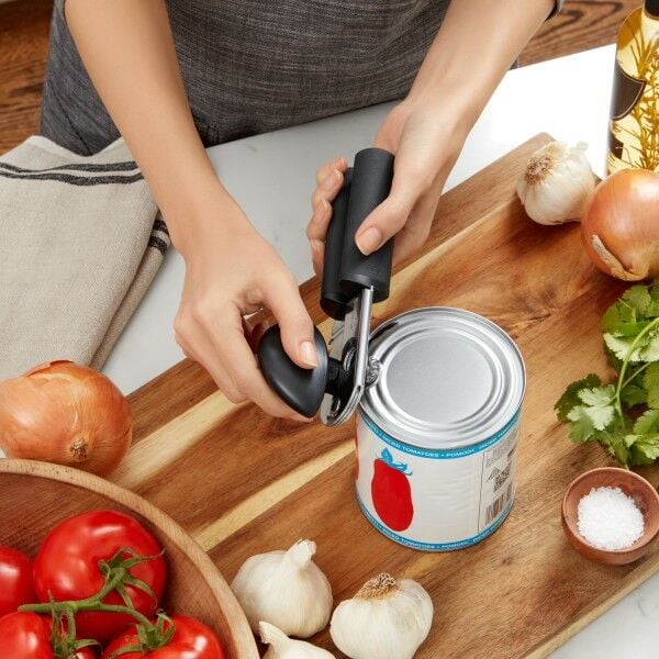 soft-handled-can-opener-d6 jygqjawpvvsq7iafgrzf.jpg