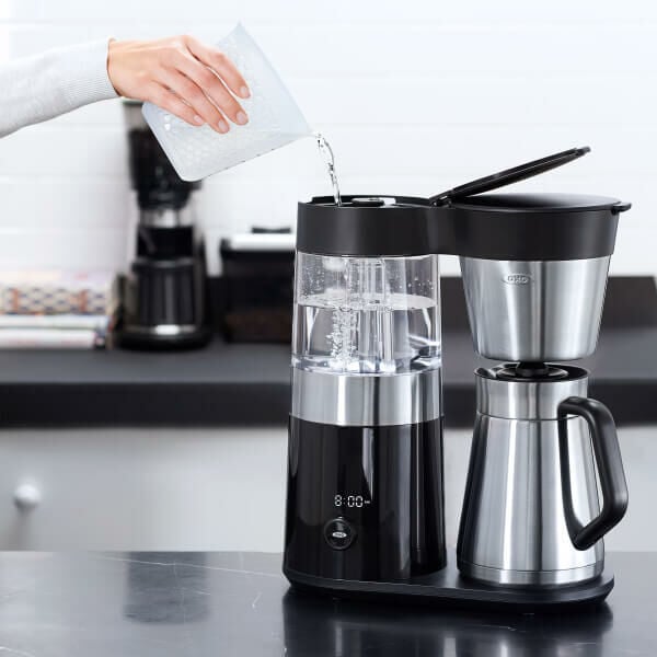 9-cup-coffee-maker-b8 lifestyle3_1.jpg