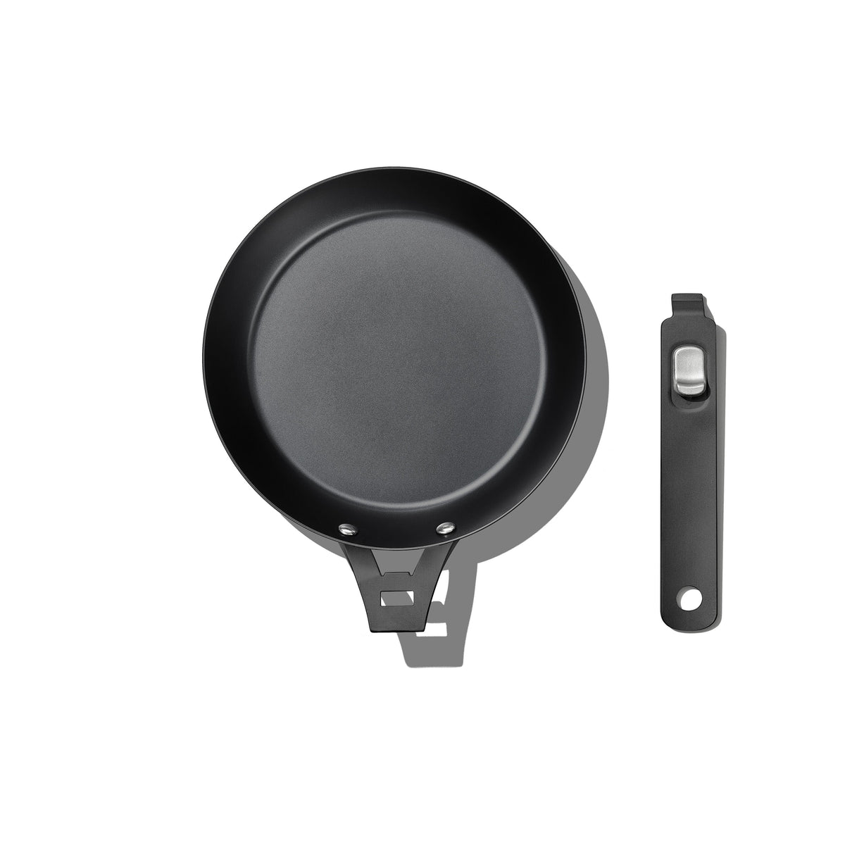 carbon-steel-with-removable-handle-8in-pan-y8 od__2059660001__8incarbonsteelpan_75_rgb.jpg
