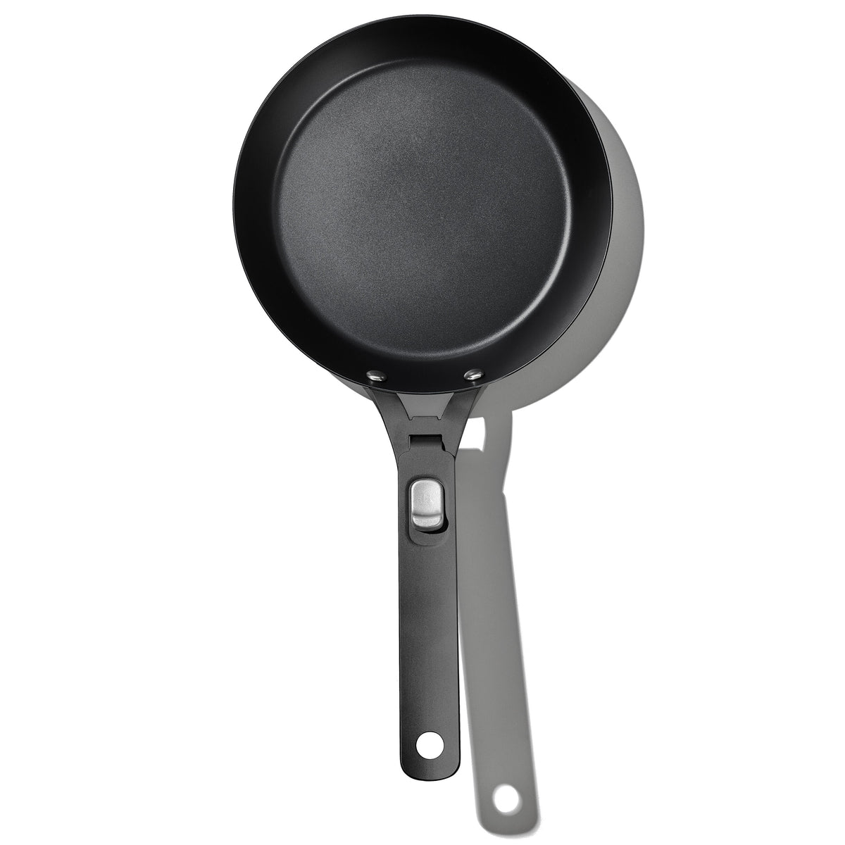 carbon-steel-with-removable-handle-8in-pan-y8 od__2059660001__8incarbonsteelpan_76_01_rgb.jpg