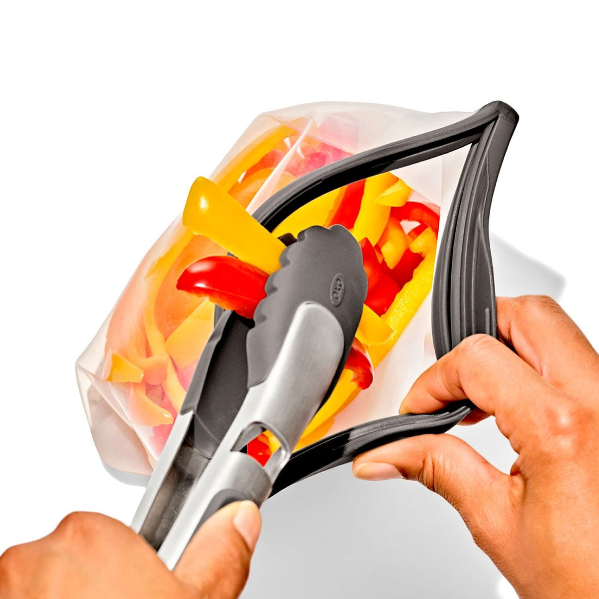 outdoor-silicone-reusable-sandwich-bag-28-oz-t0 odr_9112700_siliconesandwichbag28oz_pdp_02.jpg