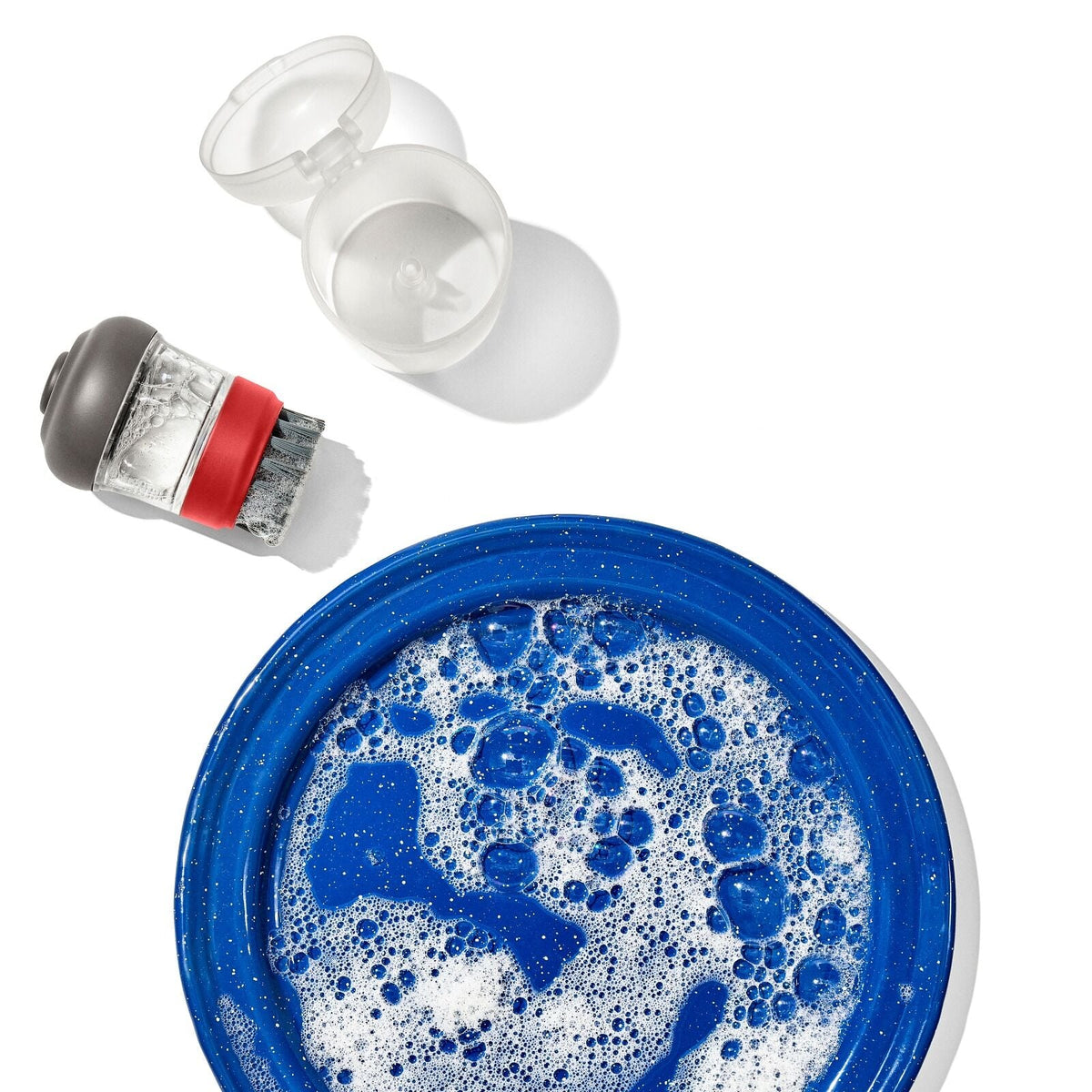 outdoor-soap-dispensing-dish-brush-with-storage-case-q7 odr_9209700_soapdispensingbrush_11.jpg