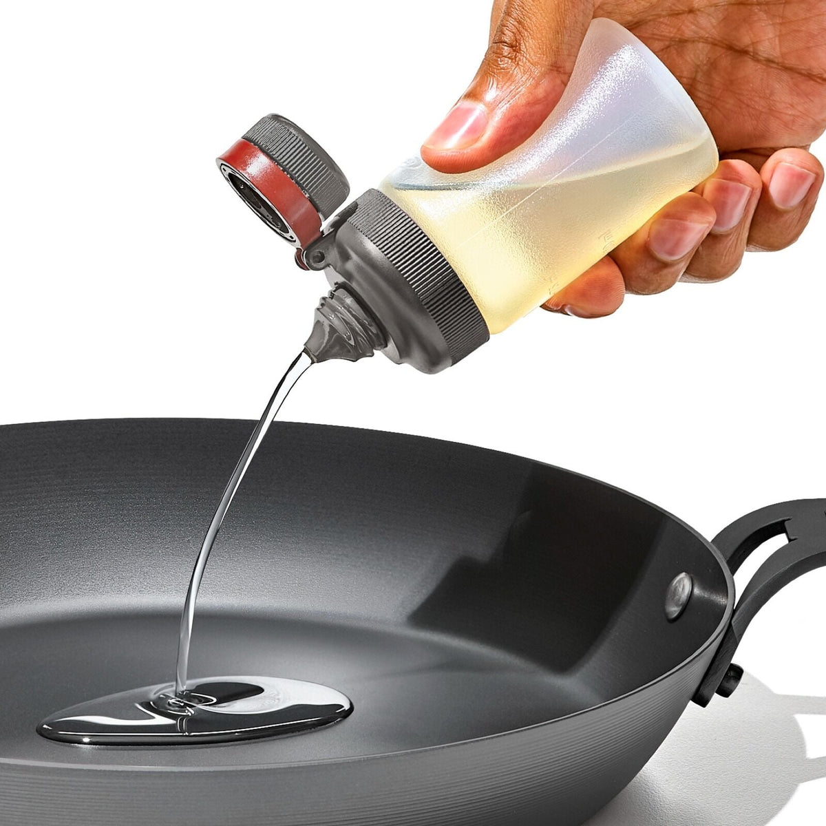 outdoor-7-piece-spice-shaker-and-squeeze-bottle-set-j5 odr_kitchen-prep-spice-sets-condiment_pdp_09.jpeg